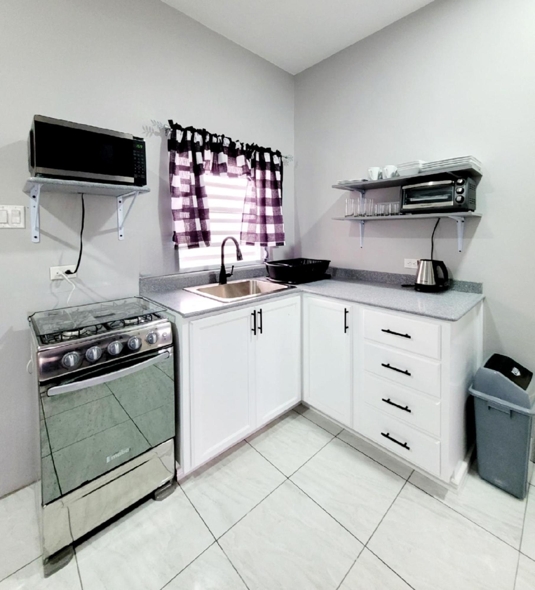 Rest Easy At Cunningham Suites 3 & 4 Ottleyʼs Village Eksteriør bilde